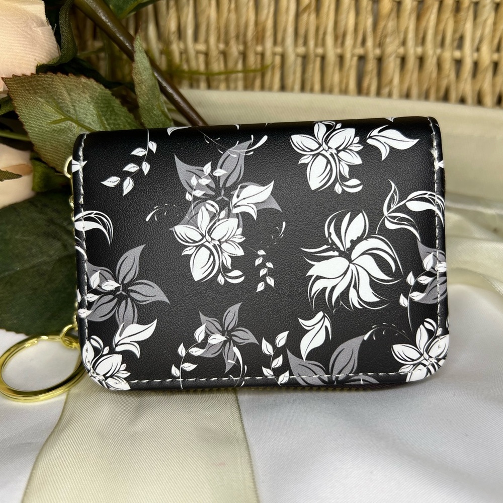 RFID CREDIT CARD HOLDER WITH KEYCHAIN NIP